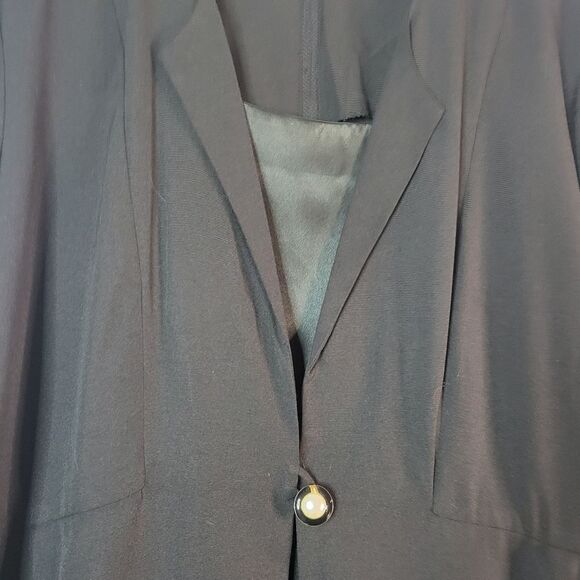 Lorenzo Vintage Black Coat-Dress - Picture 6 of 16